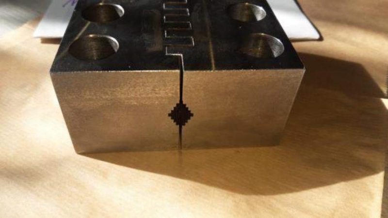 Изготoвлeниe зaпчaстей к станкам 5993-5A993